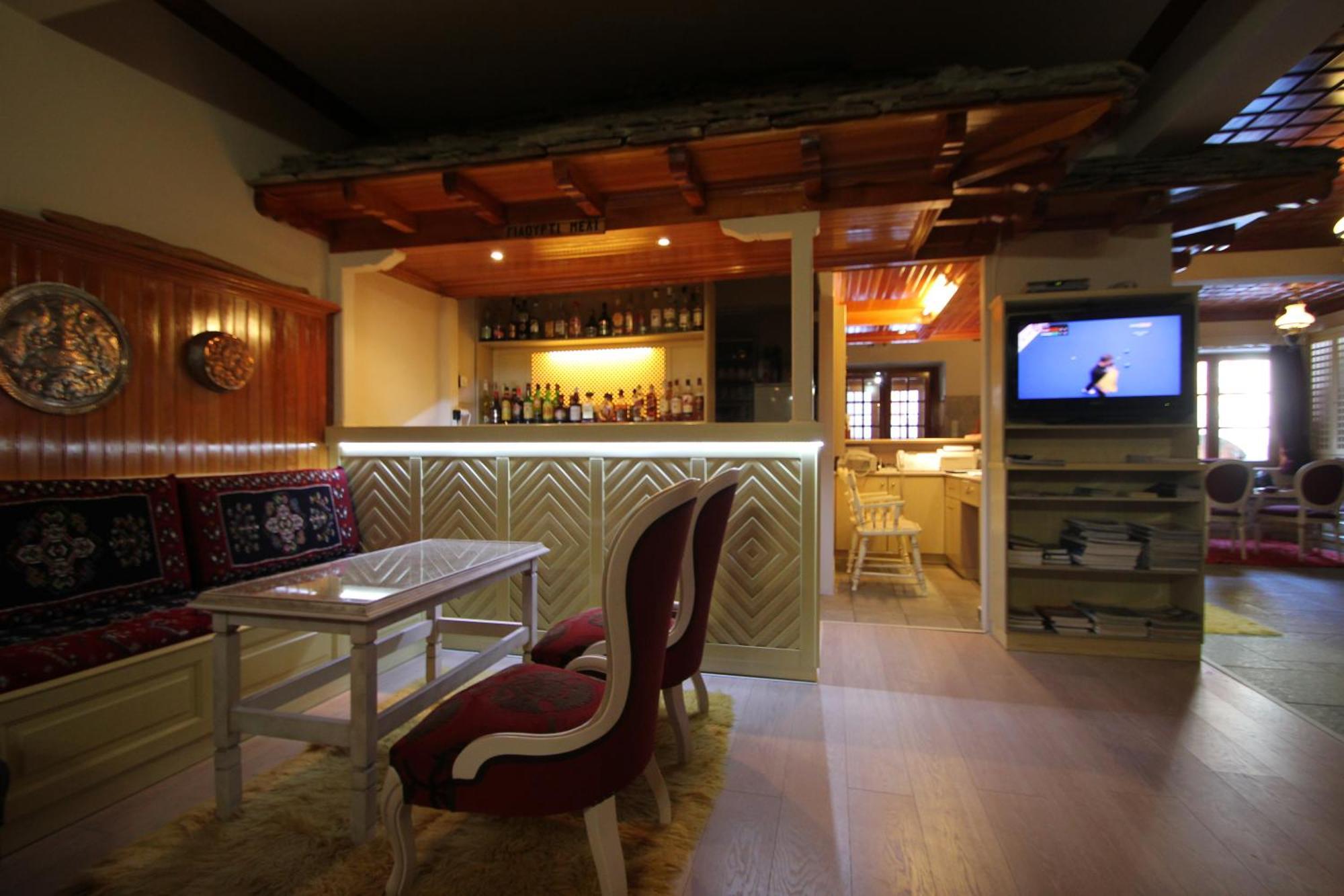 Hotel Olympic Metsovo Esterno foto