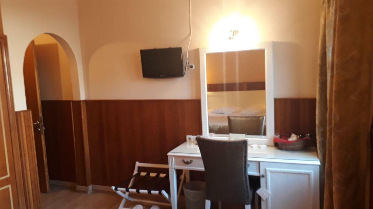 Hotel Olympic Metsovo Esterno foto
